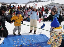 雪中魚釣り大会